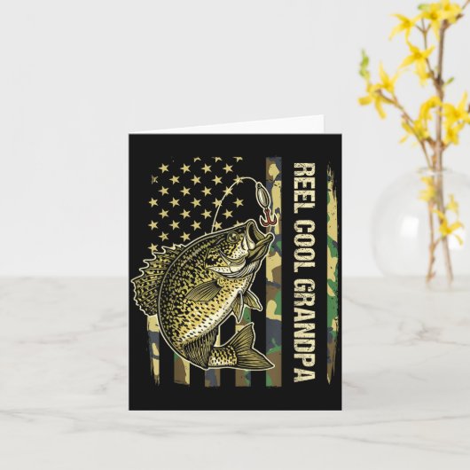 Reel Cool Grandpa Crape Fishing Camo American Flag カード (黄色い花)
