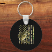 Reel Cool Grandpa Crape Fishing Camo American Flag キーホルダー (正面)