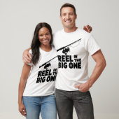 Reel In The Big One Fishing Rod Silhouette Tシャツ (ユニセックス)