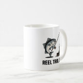 Reel Trouble マグカップ - 面白い釣りギフト アングラー向け (正面右)