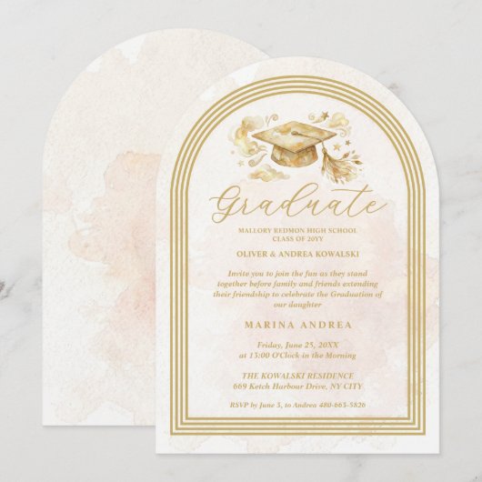 Refined Graduate Cap in Beige Tones Graduation 招待状 (正面/裏面)