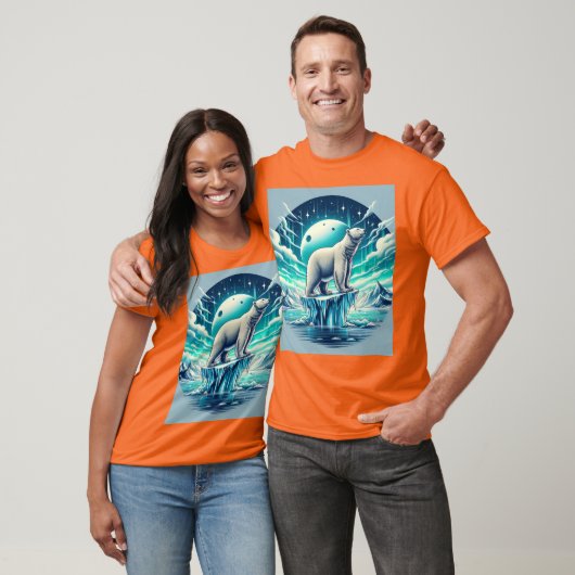Regal Polar Bear on Arctic Iceberg Tシャツ (ユニセックス)