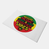 Reggae design with positive quotes and reggae flag ドアマット (アングル)
