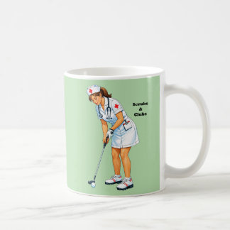 Registered Nurse in Uniform Putting the Golf Ball コーヒーマグカップ
