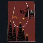 Reindeer found the star ミディアムペーパーバッグ<br><div class="desc">Reindeer found the star: Christmas paper bag. Warm,  hand drawn illustration good for festive season.</div>