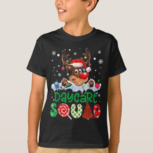 Reindeer Santa Hat Daycare Squad Teacher Christmas Tシャツ (正面)