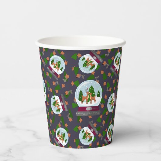 Reindeer Snow Globes 紙コップ (裏面)