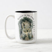 Rejoice in the Lord Always Cute Squirrel Christian ツートーンマグカップ (左)