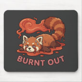Relatable "Burnt Out" Red Panda – Cute Melted Aest マウスパッド (正面)