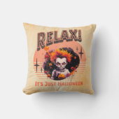 Relax! It's Just Halloween クッション (正面)