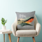 "Relax, You Deserve To" Rolling Hills Throw Pillow クッション (椅子)