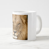 Relaxed Lion King Gaze ジャンボコーヒーマグカップ (正面右)