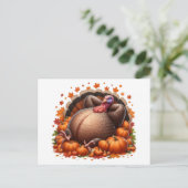 Relaxed Thanksgiving Turkey Lounging ポストカード (スタンド正面)