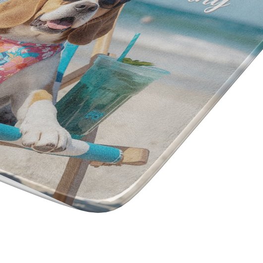 Relaxing Beagle Personalized カッティングボード (角)