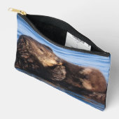 Relaxing Sea Otter Pup and Mom アクセサリーポーチ (見開き)