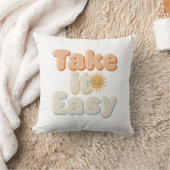 Relaxing "Take It Easy" with Smiling Sun クッション (ブランケット)