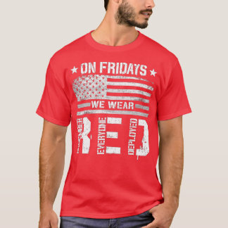 Remember Everyone退役軍人がRED Friday (5)にデプロイ済み Tシャツ