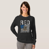 Remember Everyone退役軍人展開RED Friday Mili Tシャツ (正面フル)
