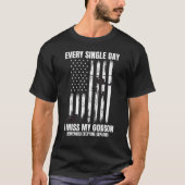 Remember Everyone Deployed Godson Red Friday Ameri Tシャツ (正面)