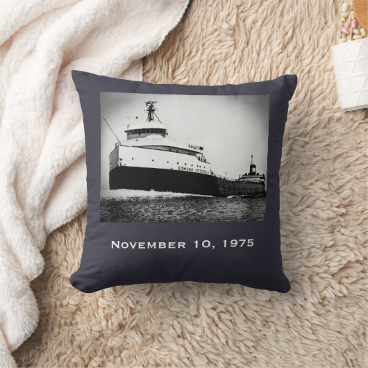 Remember the Edmund Fitzgerald クッション (ブランケット)