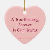 "Remembering__"の乳癌の認識度のリボン セラミックオーナメント (裏面)