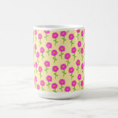 Repeat Flower Pattern with Hot Pink Flowers コーヒーマグカップ (中央)