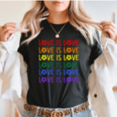 Repeating Love Is Love Rainbow LGBTQ+ Tシャツ