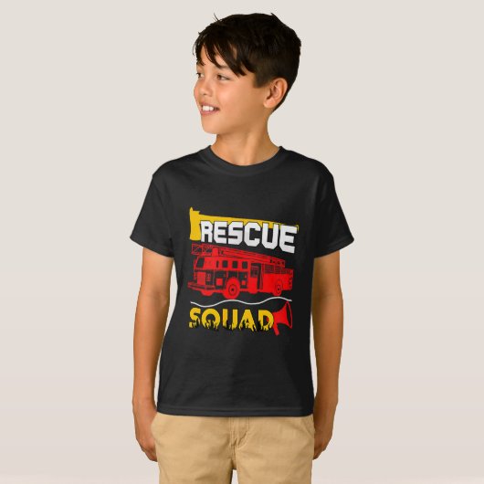 Rescue Squad Lifesaver Fireman Gift Proud Firefigh Tシャツ (正面フル)