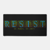 Resist デスクマット (正面)