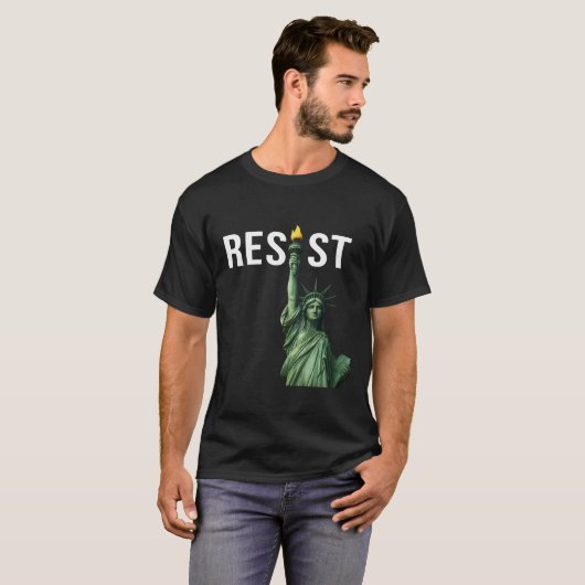 RESIST: Statue of Liberty Tee-shirt Tシャツ (正面フル)