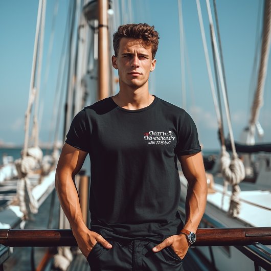 Resistance Becomes Duty NZ Political Tシャツ