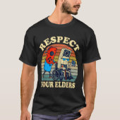 Respect Your Elders Gaming Control 80s Retro Funny Tシャツ (正面)