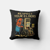 Respect Your Elders Gaming Control Retro Funny クッション (正面)