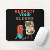 Respect Your Elders Gaming Control Retro Funny Gam マウスパッド (マウス)