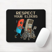 Respect Your Elders Retro Gaming Controller Funny  マウスパッド (マウス)