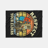 Respect Your Elders Retro Gaming Funny Controller  フリースブランケット (正面(横))