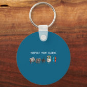 Respect Your Elders Retro Gaming Funny Gamer Contr キーホルダー (正面)