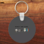 Respect Your Elders Retro Gaming Funny Gamer Contr キーホルダー (正面)