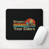 Respect Your Elders Retro Gaming Funny Gamer Contr マウスパッド (マウス)