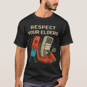 Respect Your Elders Retro Gaming Funny Gamer Contr Tシャツ (正面)