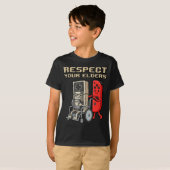 Respect Your Elders Retro Gaming Funny Gamer Contr Tシャツ (正面フル)
