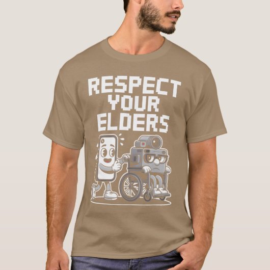 Respect Your Elders Retroech Camera Phone Cartoon  Tシャツ (正面)