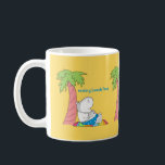 RESTINGビーチ顔ベリーボタンヒッポボイントン コーヒーマグカップ<br><div class="desc">風に吹かれたカバで、幸リラックスせにどこかの海。(ベリーボタンブックのカバは小さな子どもが知るかもしれない。「何トンものヒッポが立っているのまわりにか、水着を着ているか、中のボタンを見てほしい」)。</div>