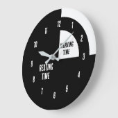 Resting Time / Working Time Funny ラージ壁時計 (傾斜)