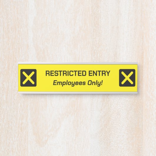 「RESTRICTED ENTRY」記号 サインプレート (正面)
