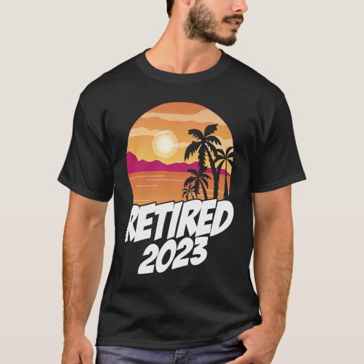 Retired 2023 Graphic Retirement Retired Retiree Pe Tシャツ (正面)