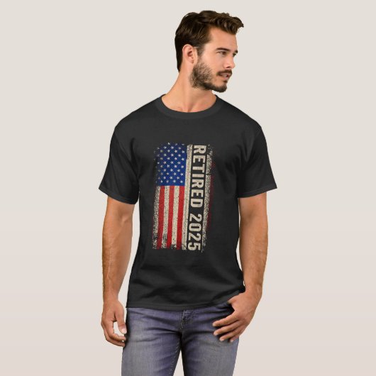 Retired 2025 Not My Problem Anymore American Flag Tシャツ (正面フル)