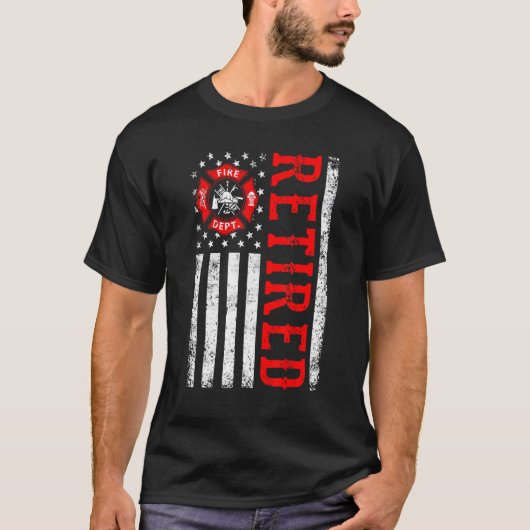 Retired Firefighter American Flag Funny Retirement Tシャツ (正面)