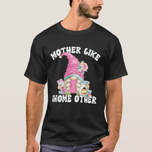 Retired Grandma Gnome Mom For Mothers Day  Soap Ma Tシャツ (正面)