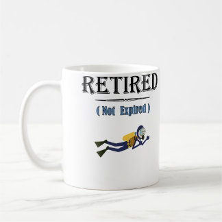 Retired Not Expired Scuba Diving コーヒーマグカップ
